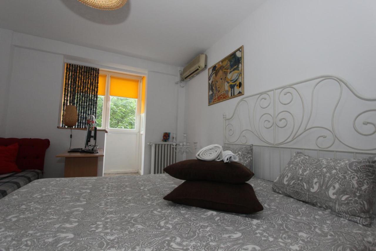 Appartamento Piata Resita Host Bucarest Esterno foto